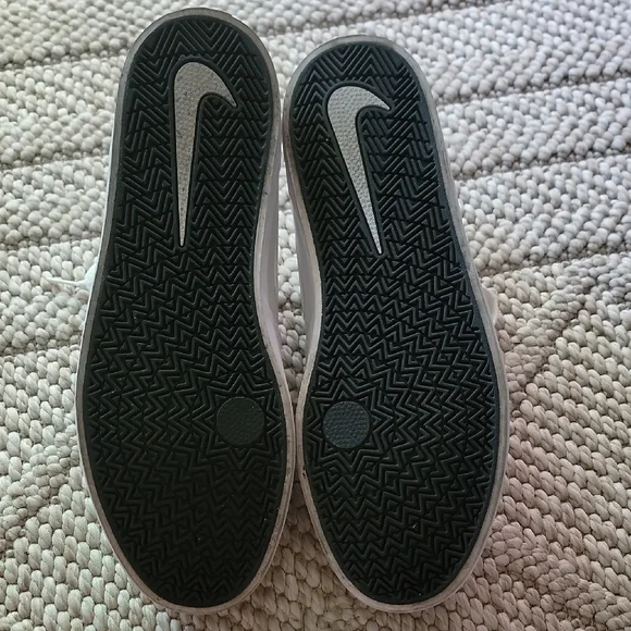 Nike Classic White Canvas Sneakers - Picture 2 of 5